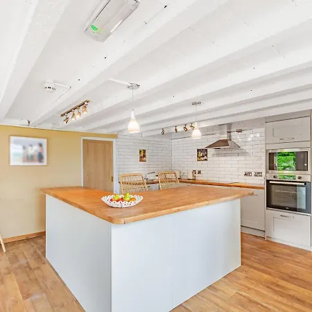 Imagine At High Parks Estate Holiday home Finghall